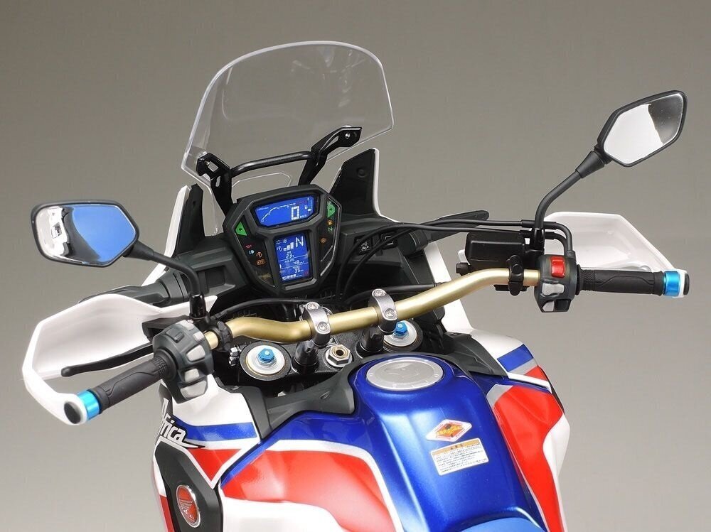 Konstruktors Tamiya - HONDA CRF 1000L Africa Twin Enduro, 1/6, 16042 цена и информация | Konstruktori | 220.lv