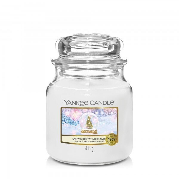 Sniega globusa brīnumzemē svece Yankee Candle cena un informācija | Sveces un svečturi | 220.lv