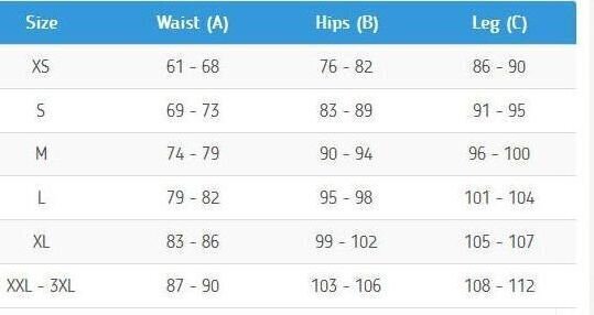 Sporta bikses vīriešiem Joma Capri 3/4, S, melnas cena un informācija | Futbola formas un citas preces | 220.lv