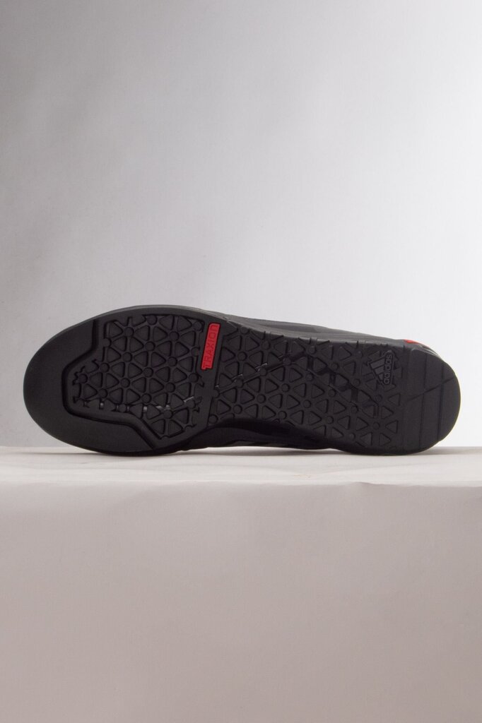 Pārgājienu zābaki vīriešiem Adidas Terrex Solo IE6901, melni цена и информация | Vīriešu kurpes, zābaki | 220.lv