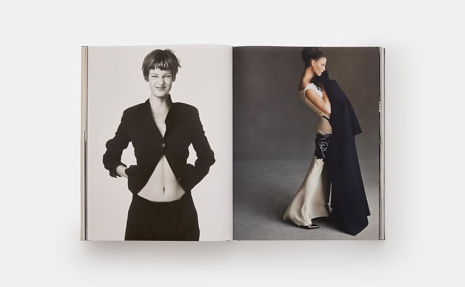 Linda Evangelista Photographed by Steven Meisel cena un informācija | Mākslas grāmatas | 220.lv