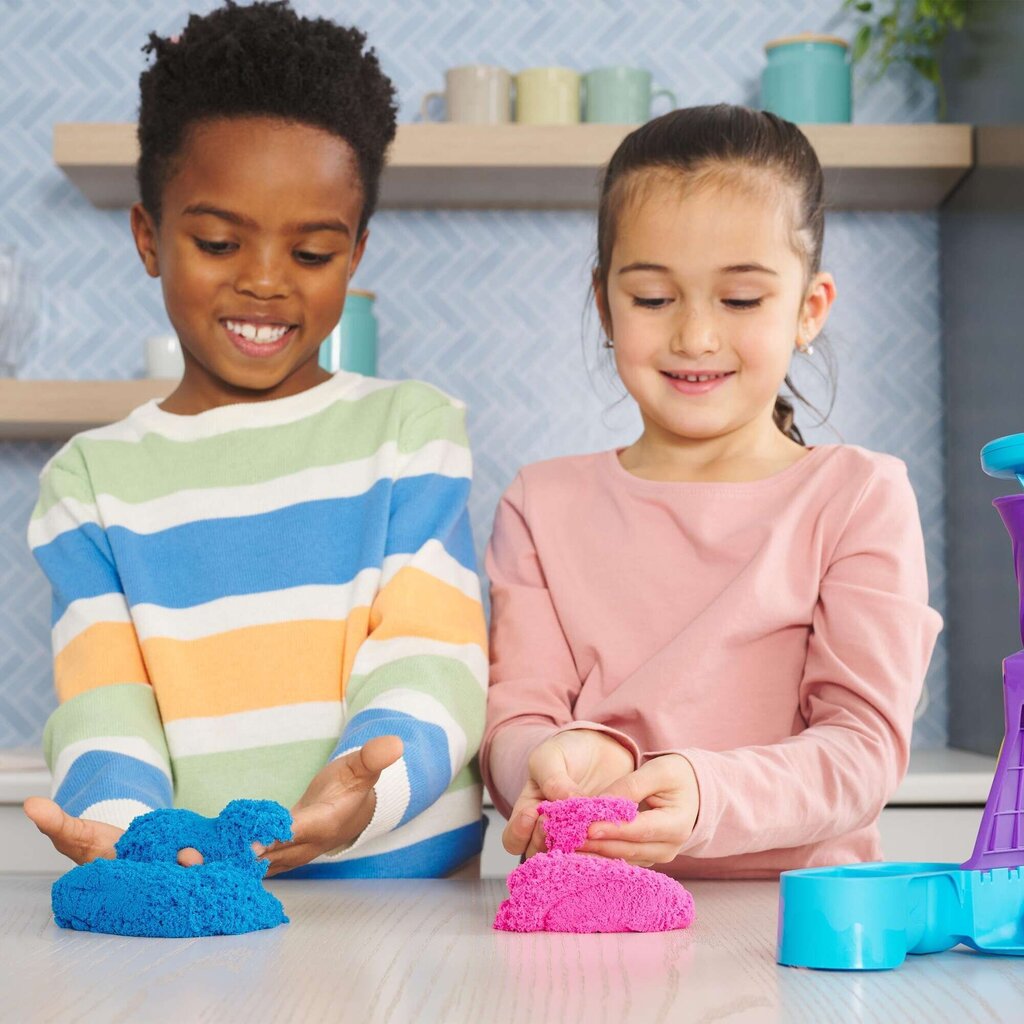 Kinetic Sand saldējuma pagatavošanas komplekts Kinetic Sand Soft Serve Station ​ cena un informācija | Attīstošās rotaļlietas | 220.lv