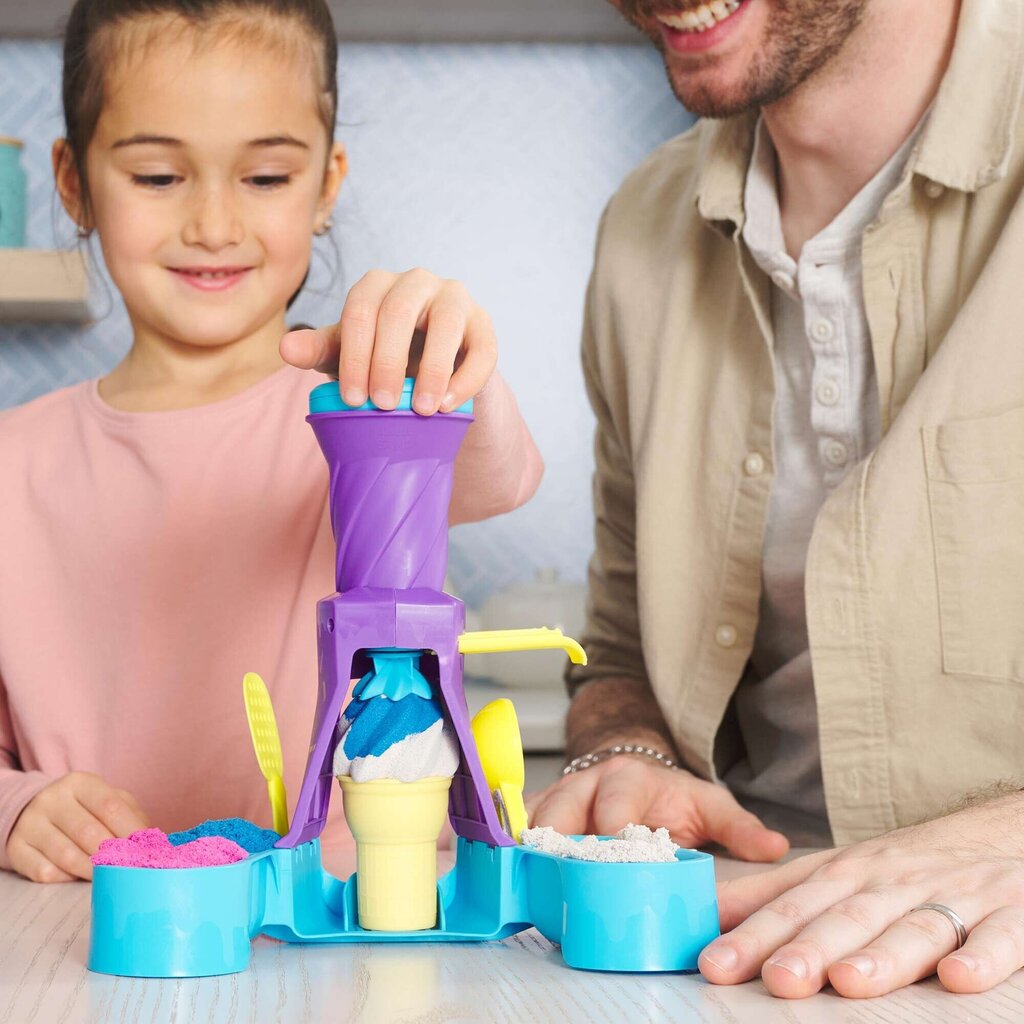 Kinetic Sand saldējuma pagatavošanas komplekts Kinetic Sand Soft Serve Station ​ cena un informācija | Attīstošās rotaļlietas | 220.lv