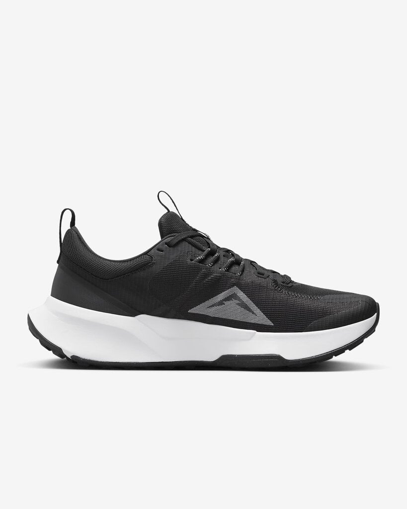 Nike vīriešu skriešanas apavi Juniper, Trail 2, melni-balti cena un informācija | Sporta apavi vīriešiem | 220.lv