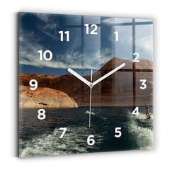 Sienas pulkstenis Cilvēks Uz Ūdens Slēpēm, 30x30 cm cena un informācija | Pulksteņi | 220.lv