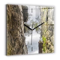 Sienas pulkstenis Rokas Pilsēta Čehijas Republikā, 30x30 cm cena un informācija | Pulksteņi | 220.lv