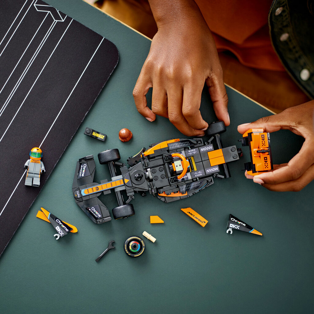 76919 LEGO® Speed Champions 2023. gada McLaren Formula 1 sacīkšu auto cena un informācija | Konstruktori | 220.lv