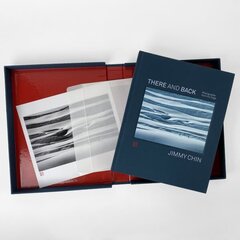 There and Back (Deluxe Signed Edition): Photographs from the Edge цена и информация | Книги об искусстве | 220.lv