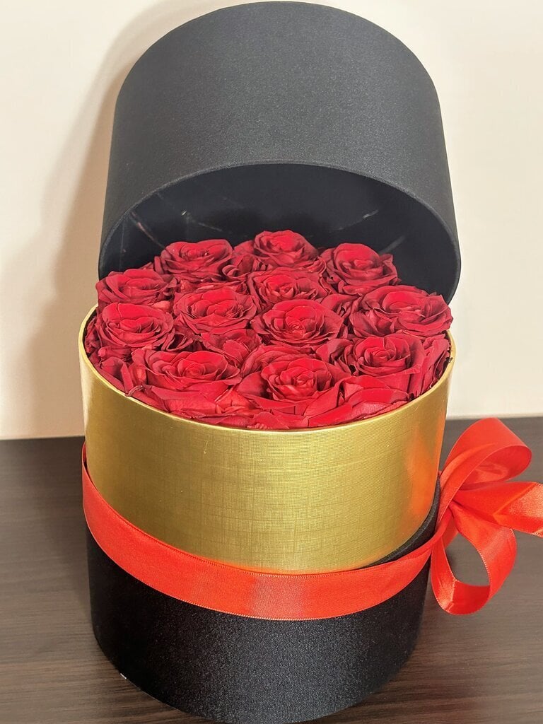 Stabilizētu rožu kaste,12 gab. цена и информация | Stabilizētās rozes, augi | 220.lv
