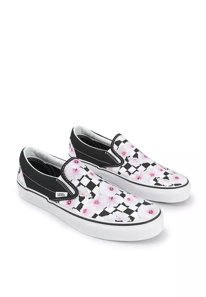 Klasiski ikdienas apavi sievietēm Vans Hibiscus Check Classic Slip-OnVN0A5JLXBM81 cena un informācija | Sporta apavi sievietēm | 220.lv