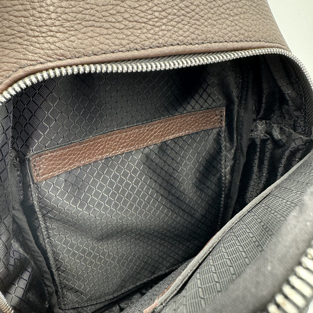 Vīriešu ādas crossbody soma Kristicija Leather Goods, brūna cena un informācija | Vīriešu somas | 220.lv