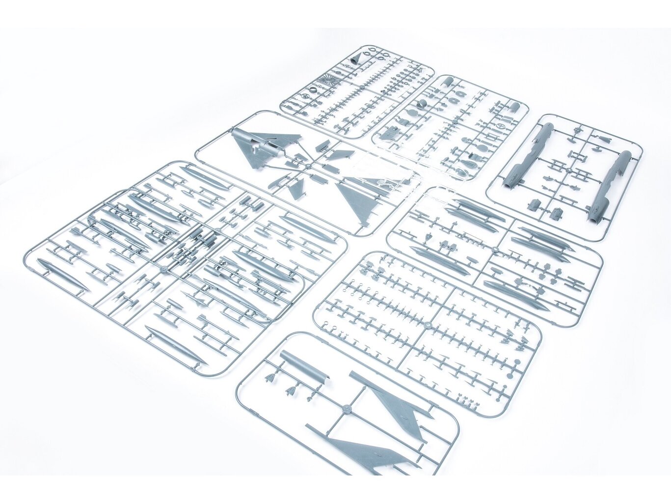 Lidmašīna Eduard - MiG-21R ProfiPack Edition, 1/48, 8238 cena un informācija | Konstruktori | 220.lv