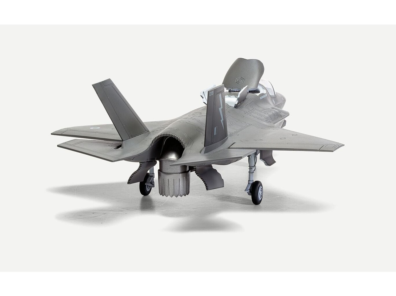 Dāvanu komplekts Airfix - Lockheed Martin F-35B Lightning II, 1/72, A55010 cena un informācija | Konstruktori | 220.lv