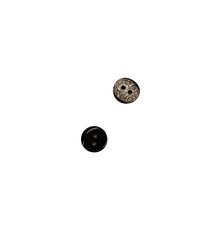 Пуговица пластиковая серебристая - с черными краями, два отверстия 13 мм. цена и информация | Принадлежности для шитья | 220.lv