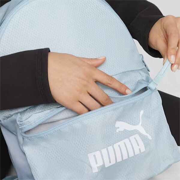 Mugursoma Puma Core Base 090269*02, gaiši zila/balta cena un informācija | Sporta somas un mugursomas | 220.lv
