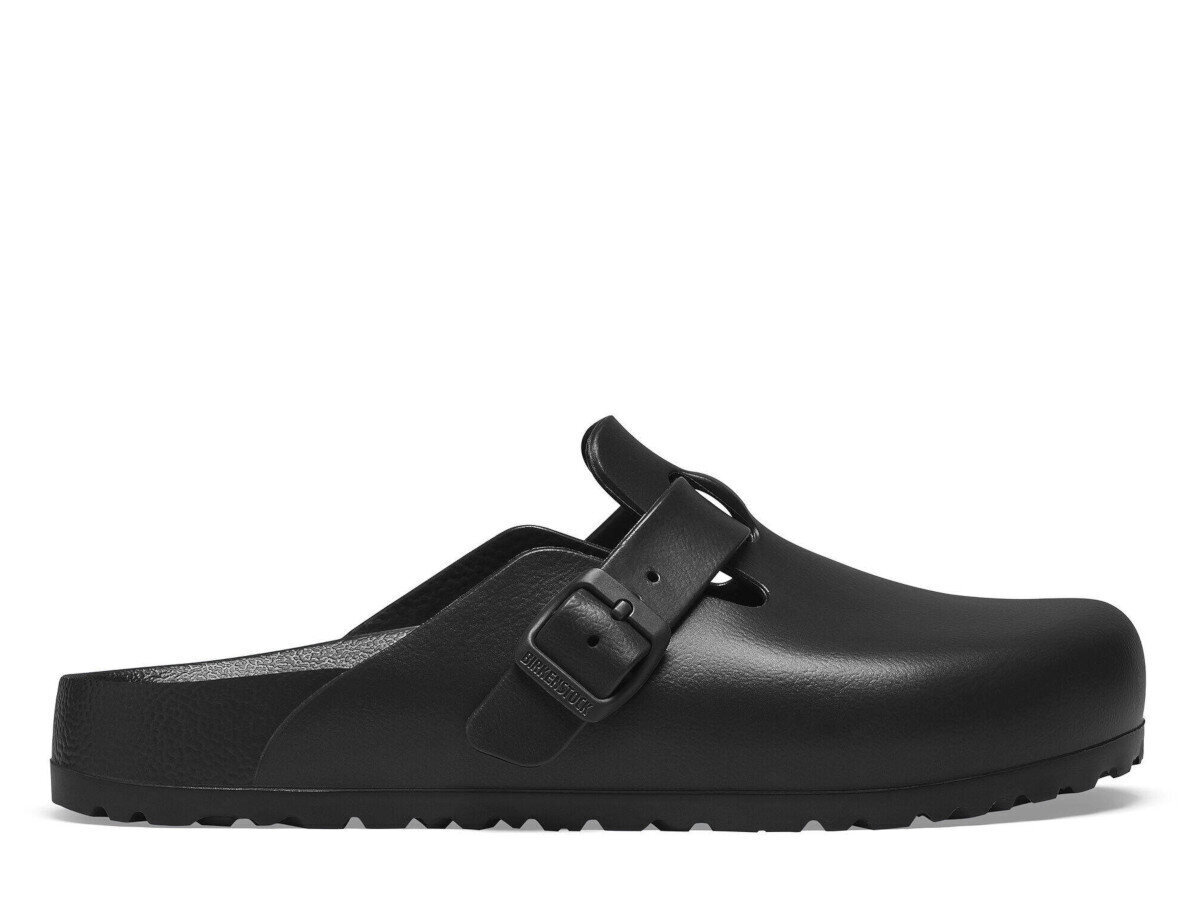 Iešļūcenes sievietēm Birkenstock, melnas цена и информация | Iešļūcenes, čības sievietēm | 220.lv