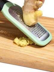 Терка OXO Etched Ginger/garlic Grater 11273000 цена и информация | Кухонные принадлежности | 220.lv