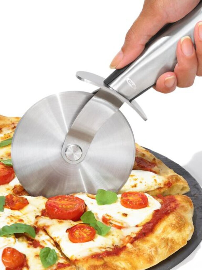 Picas nazis OXO Steel Pizza Wheel 3121500 cena un informācija | Naži un to piederumi | 220.lv