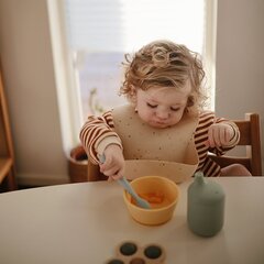Silikona karotīšu komplekts Mushie, Powder Blue, 2 gab. цена и информация | Детская посуда, контейнеры для молока и еды | 220.lv