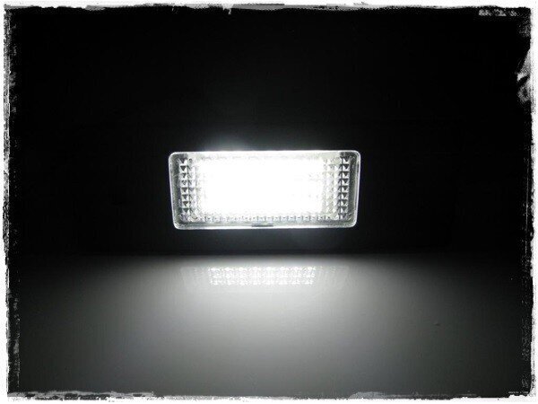 LED numura zīmes apgaismojums 6000K BMW E81 E87 E63 E64 E85 цена и информация | Auto spuldzes | 220.lv