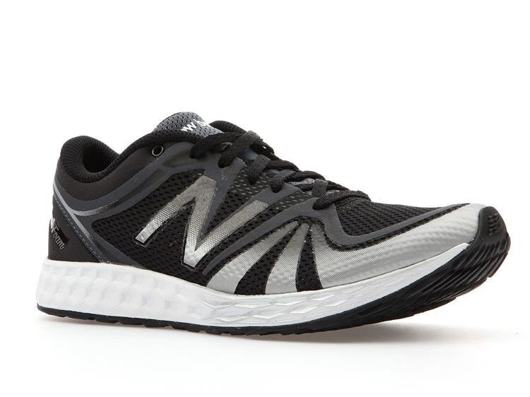 New Balance sporta apavi sievietēm Training WX822BS2 3104-441, melni цена и информация | Sporta apavi sievietēm | 220.lv