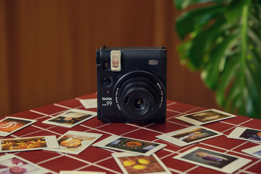 Fujifilm Instax Mini 99 Black цена и информация | Momentfoto kameras | 220.lv