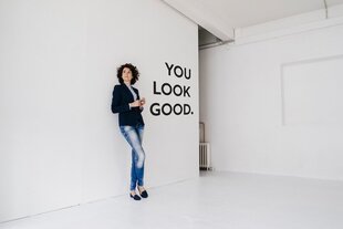 Ты выглядишь хорошо - Вдохновляющая наклейка на стену цена и информация | Декоративные наклейки | 220.lv