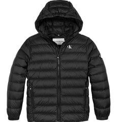 Calvin Klein jaka zēniem CK Light Down Jacket IB0IB00554 BEH, melna cena un informācija | Zēnu virsjakas | 220.lv