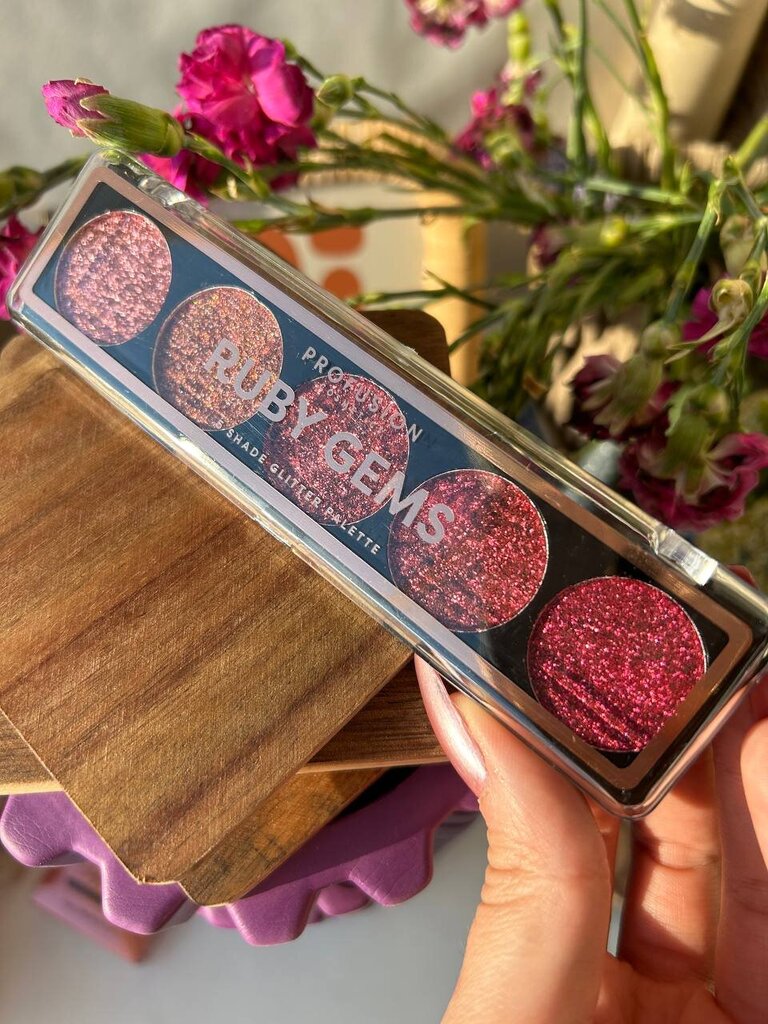 Acu ēnu palete Profusion Cosmetics Ruby Gems, 5 toņi cena un informācija | Acu ēnas, skropstu tušas, zīmuļi, serumi | 220.lv