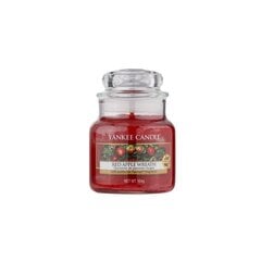 Yankee Candle Smaržīgā svece Classic maza (Sarkano ābolu vainags) 104 g cena un informācija | Sveces un svečturi | 220.lv