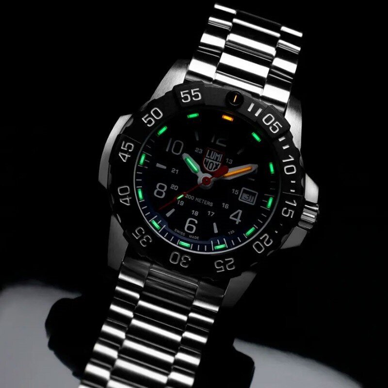 Luminox Navy SEAL Steel Military Dive XS.3254.CB XS.3254.CB cena un informācija | Vīriešu pulksteņi | 220.lv