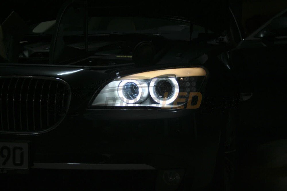 LED spuldze E90, E91 BMW gredzenam 2x40W komplekts 2 gab cena un informācija | Auto spuldzes | 220.lv