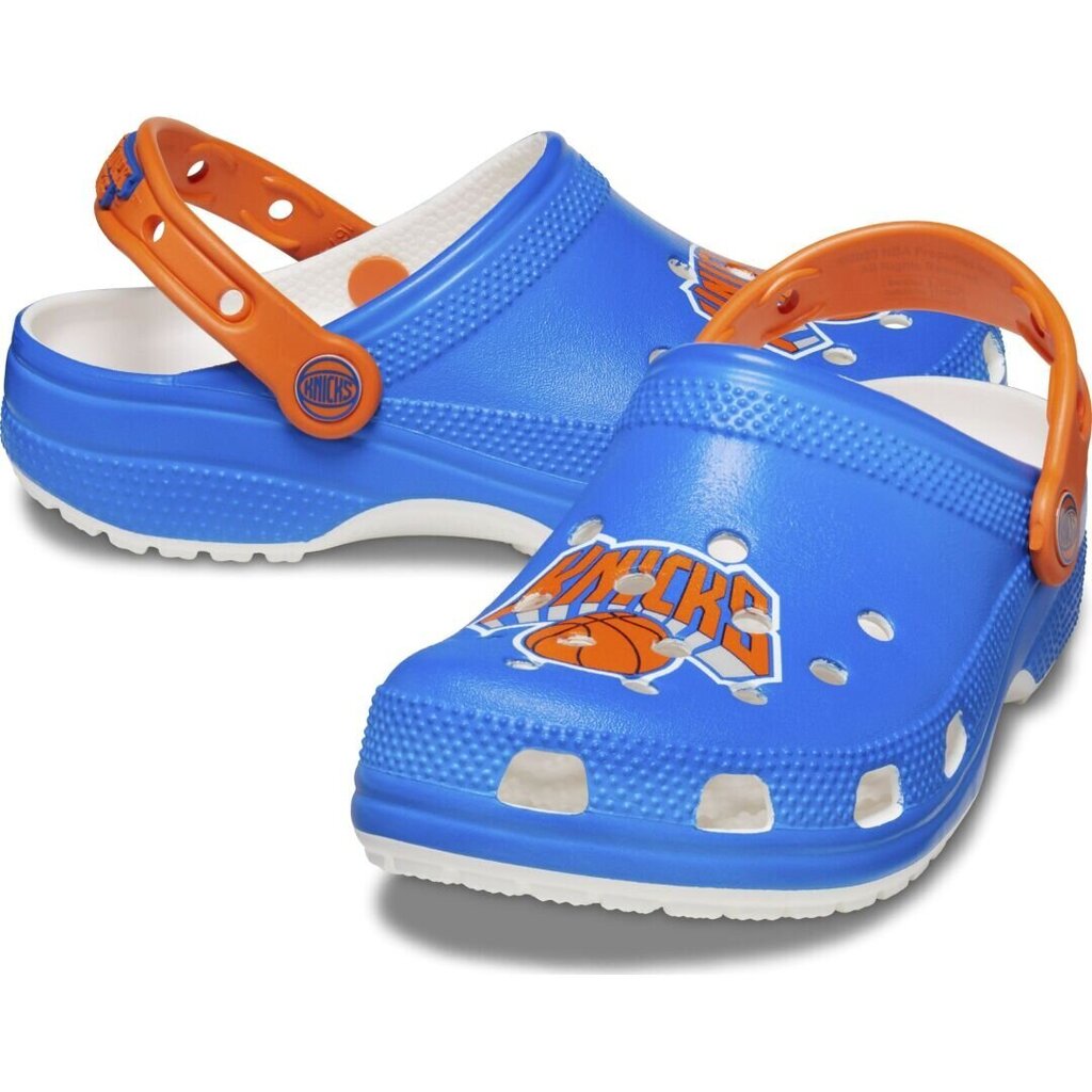 Crocs™ NBA New York Knicks Classic Clog 262694 cena un informācija | Vīriešu iešļūcenes, čības, sandales | 220.lv