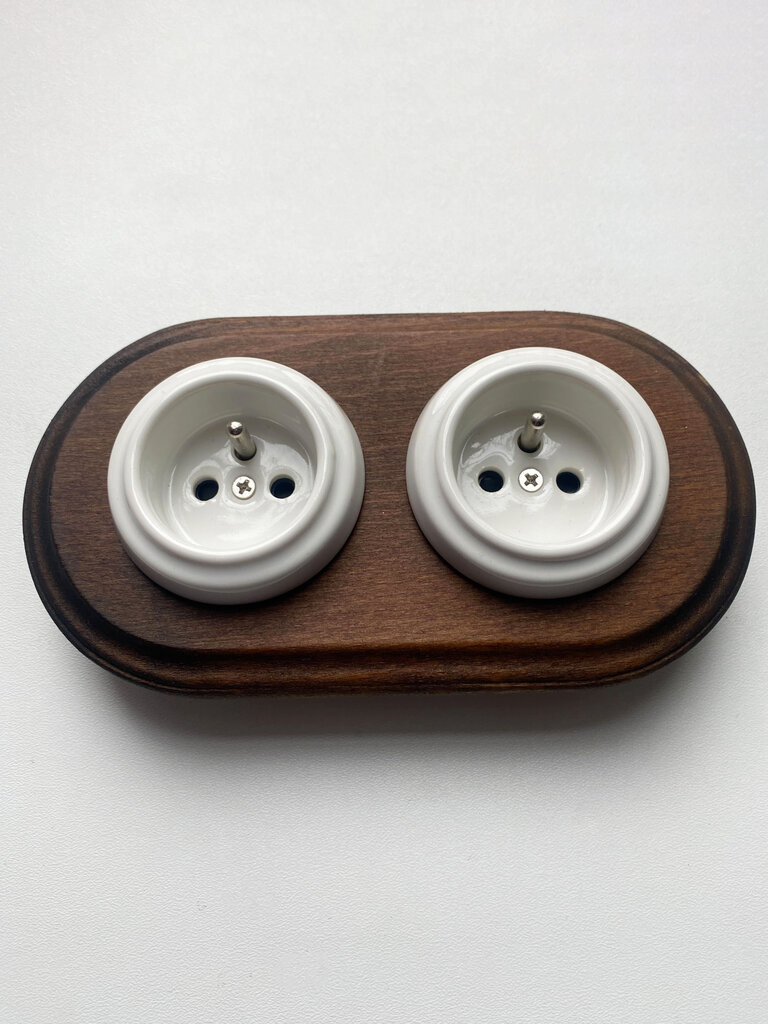 Olde Worlde Wooden Double French Socket seinäkytkin Brūns tumši brūns balts , cena un informācija | Elektrības slēdži, rozetes | 220.lv