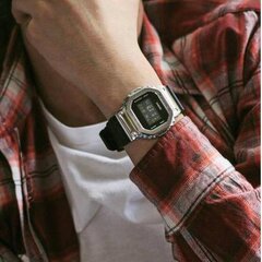 CASIO G-Shock GM-5600U-1ER GM-5600U-1ER cena un informācija | Sieviešu pulksteņi | 220.lv