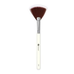 Dermacol Fan Brush  кисточка для макияжа 1 tk цена и информация | Кисти для макияжа, спонжи | 220.lv