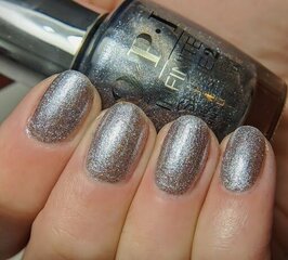 Hibrīda laka Opi Infinite Shine Nails the Runway, 15 ml cena un informācija | Nagu lakas, stiprinātāji | 220.lv