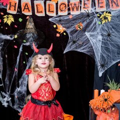 Mākslīgie melnie zirnekļi Halloween plastmasas komplekts 10gab cena un informācija | Karnevāla tērpi, maskas | 220.lv