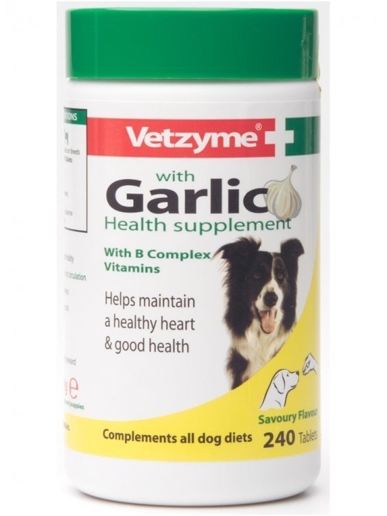 uztura bagātinātājs suņiem, ar ķiploku Vetzyme, 240 tabl cena un informācija | Vitamīni, uztura bagātinātāji, pretparazītu līdzekļi suņiem | 220.lv