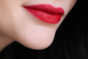 BOURJOIS Paris Rouge Edition Velvet lūpukrāsa 7,7 ml, 18 It´s Redding Men! cena un informācija | Lūpu krāsas, balzāmi, spīdumi, vazelīns | 220.lv