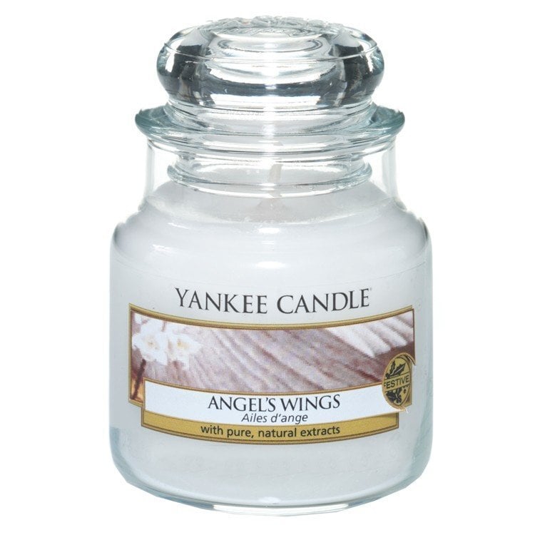Aromātiskā svece Yankee Candle Angel Wings, 105 g цена и информация | Sveces un svečturi | 220.lv