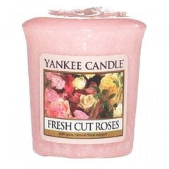 Ароматическая свеча Yankee Candle Fresh, срезанные розы, 49 г цена и информация | Подсвечники, свечи | 220.lv