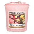 Ароматическая свеча Yankee Candle Fresh, срезанные розы, 49 г