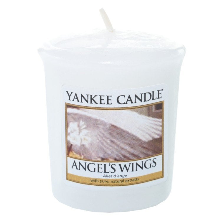 Aromātiskā svece Yankee Candle Angel Wings, 49 g cena un informācija | Sveces un svečturi | 220.lv