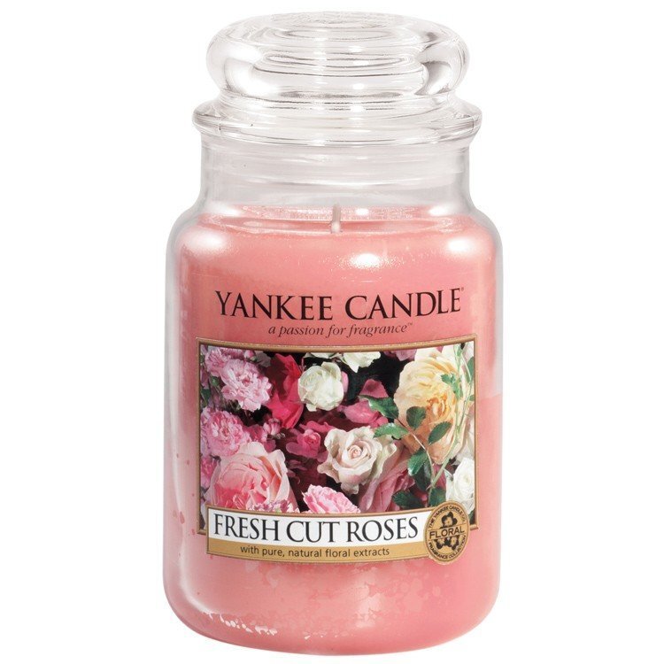 Aromātiskā svece Yankee Candle Fresh Cut Roses, 623 g цена и информация | Sveces un svečturi | 220.lv