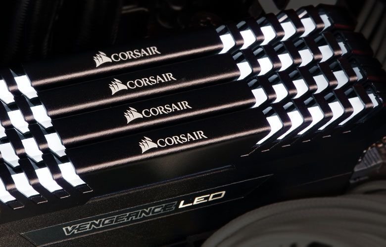 Оперативная память (RAM) Corsair Vengeance LED 16GB 2666MHz DDR4 CL16 White  KIT OF 2 CMU16GX4M2A2666C16 цена | 220.lv