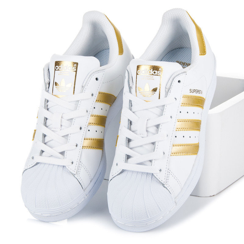 Vīriešu sporta apavi Adidas Originals Superstar cena un informācija | Sporta apavi sievietēm | 220.lv