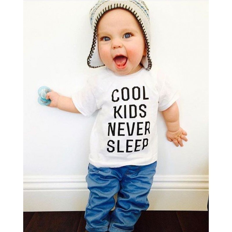 Bērnu T-krekls "Cool Kids Never Sleep" cena un informācija |  Oriģināli T-krekli | 220.lv