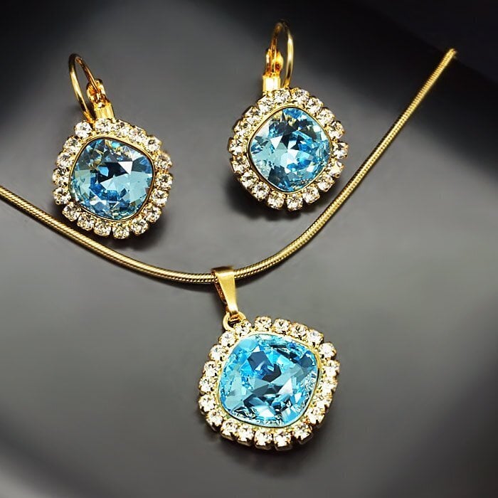 Komplekts "Apžilbinošs Spīdums III (Aqua)" ar Swarovski™ kristāliem cena un informācija | Rotaslietu komplekti | 220.lv