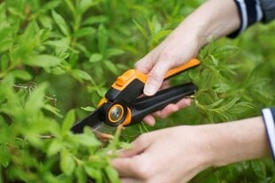 Zarus šķēres Fiskars PowerGear PX92 1023630 cena un informācija | Dārza instrumenti | 220.lv